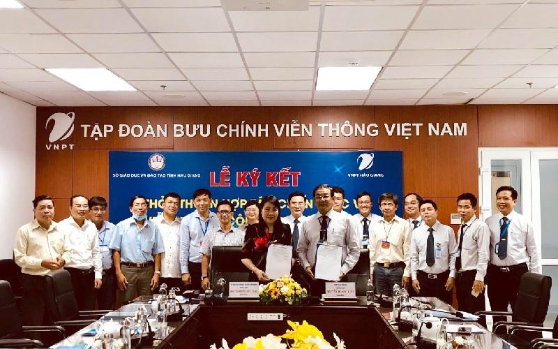 VNPT ký kết triển khai IOC cho ngành Giáo dục tỉnh Hậu Giang