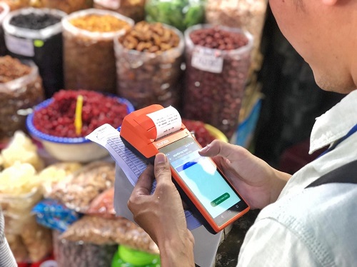 VNPT triển khai dịch vụ VNPT iMarket tại chợ Đông Ba - Thừa Thiên Huế
