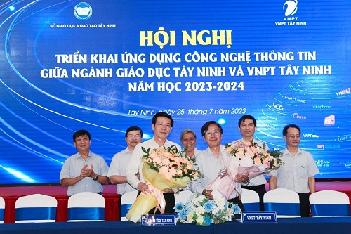 Hội nghị triển khai ứng dụng CNTT giữa Ngành Giáo dục Tây Ninh và VNPT năm học 2023-2024