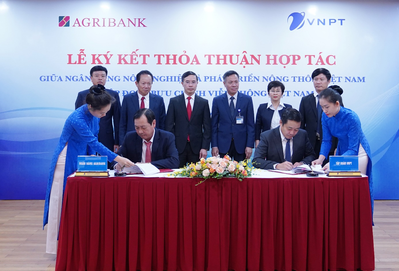 VNPT Group and Agribank sign a comprehensive cooperation agreement