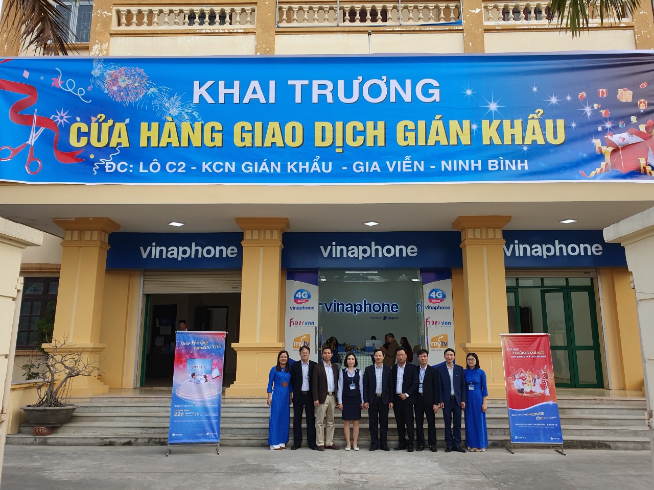 TRUNG TÂM KINH DOANH VNPT NINH BÌNH TƯNG BỪNG KHAI TRƯƠNG 03 CỬA HÀNG GIAO DỊCH 