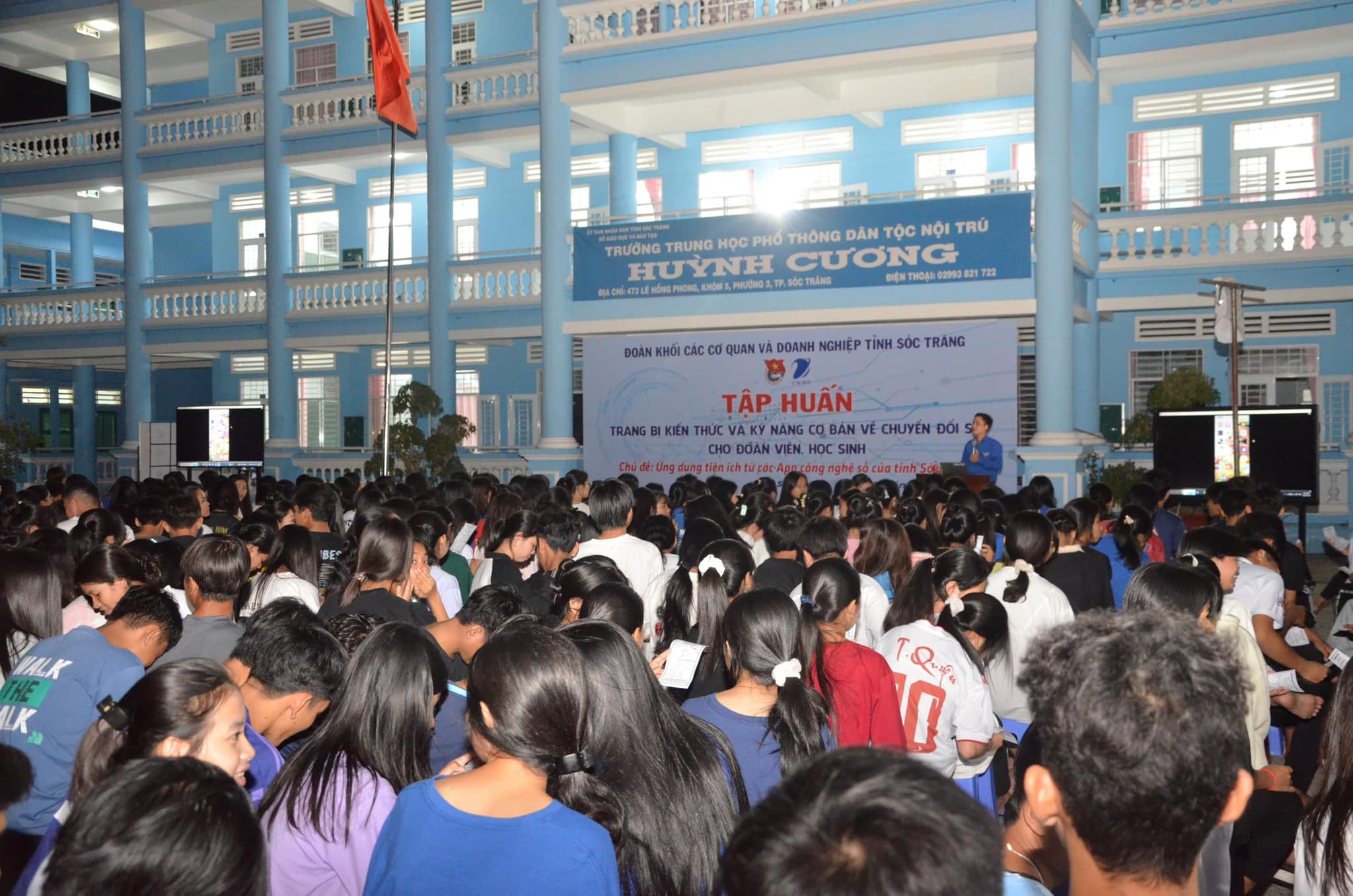 VNPT provides training on digital transformation for students in Soc Trang province