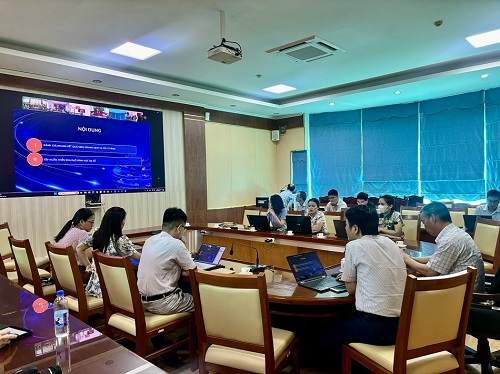 VNPT training on deploying digital school report software in Thanh Hoa