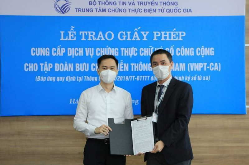 VNPT becomes the first unit to receive license to provide remote digital signature service