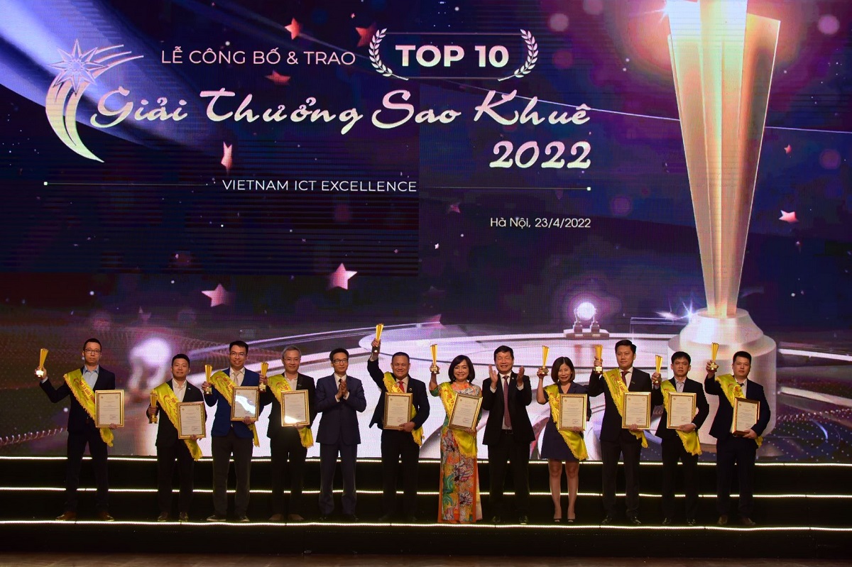14 platforms, services, solutions of VNPT honored at Sao Khue 2022 Awards