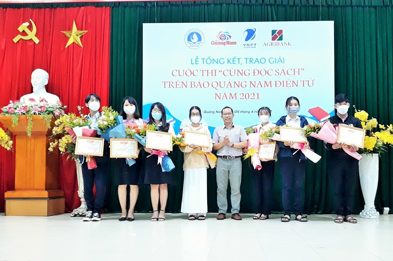 VNPT Quảng Nam đồng hành cuộc thi “Cùng đọc sách” trên Báo Quảng Nam điện tử năm 2021