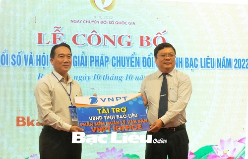 Tập đoàn VNPT trao tặng phần mềm VNPT iOffice cho UBND tỉnh Bạc Liêu nhân Ngày chuyển đổi số (10/10)