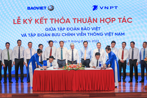 VNPT, Tập đoàn Bảo Việt và Ngân hàng Vietinbank  hợp tác xây dựng hệ sinh thái tài chính số toàn diện