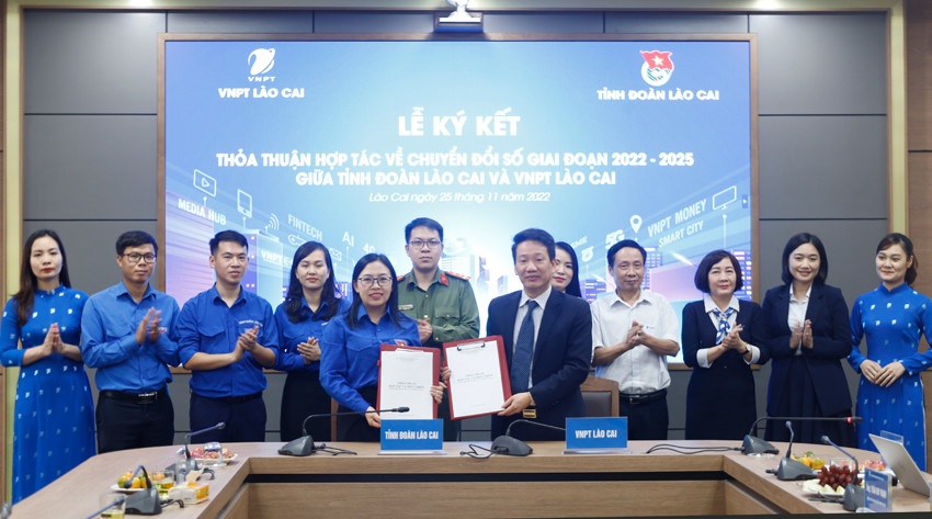 Lao Cai Provincial Youth Union and VNPT sign cooperation agreement on digital transformation for the period 2022-2025