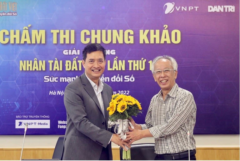 Chấm chung khảo Giải thưởng Nhân tài Đất Việt lần thứ 16 lĩnh vực CNTT