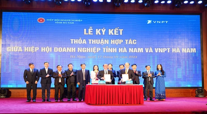 VNPT supports businesses in Ha Nam province in digital transformation
