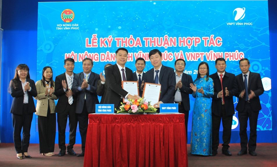 VNPT and Vinh Phuc Provincial Farmers' Union sign cooperation agreement on digital transformation