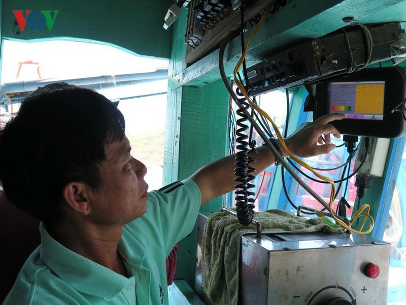 VNPT lắp đặt hơn 1.000 bộ thiết bị giám sát tàu cá cho ngư dân Bình Định