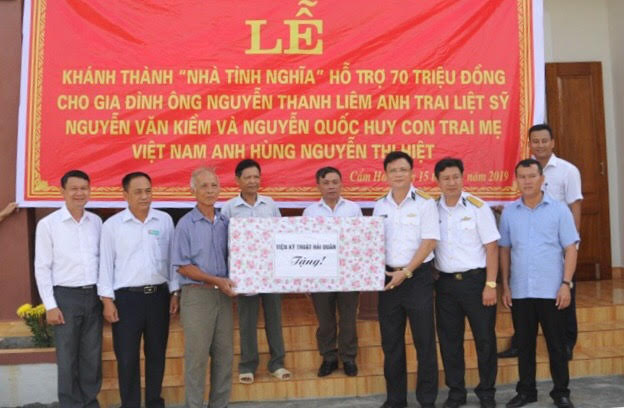 VNPT hỗ trợ kinh phí xây dựng nhà tình nghĩa tại Hà Tĩnh