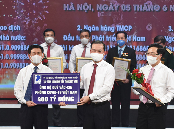 Thuê bao Vinaphone góp hơn 14 tỷ đồng vào Quỹ vắc xin phòng chống Covid-19