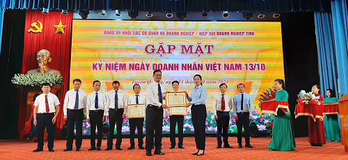 VNPT được tặng Bằng khen của Chủ tịch UBND tỉnh Tuyên Quang