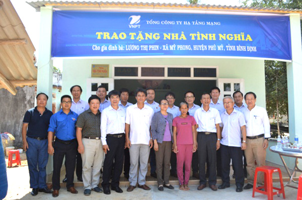 VNPT trao tặng Nhà tình nghĩa cho hộ nghèo tại Bình Định