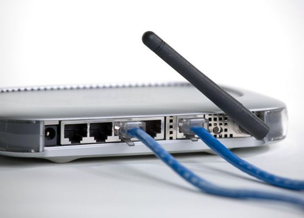 Cáp Ethernet sẽ nối modem với router
