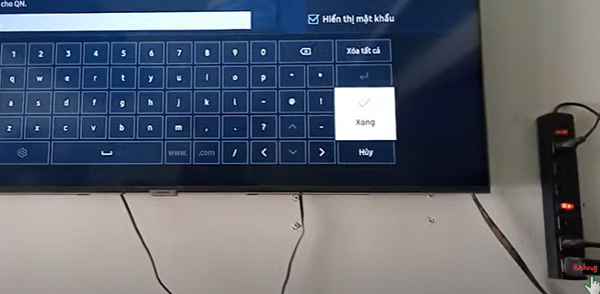 Người dùng di chuyển đến phím Xong trên màn hình để hoàn tất cài đặt.
