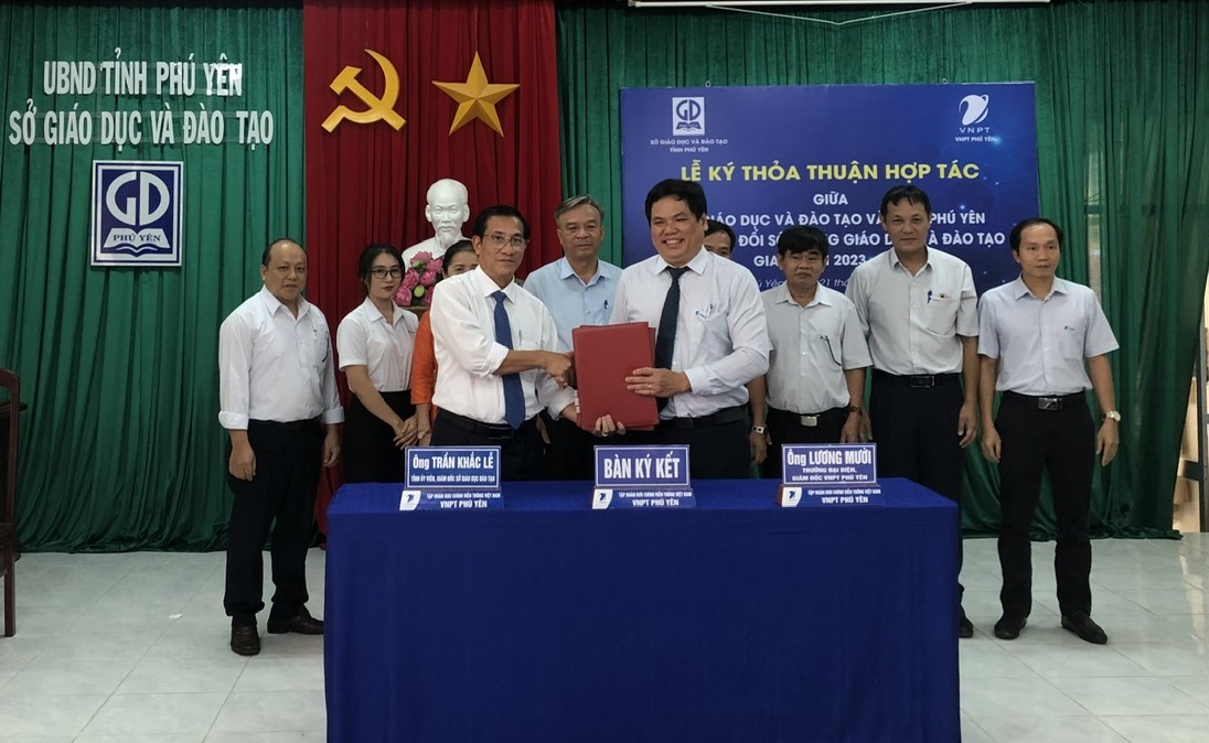 VNPT and Phu Yen Department of Education and Training sign cooperation agreement