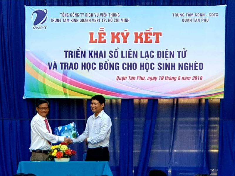 VNPT triển khai sổ liên lạc điện tử cho Trung tâm giáo dục thường xuyên tại Tp.Hồ Chí Minh
