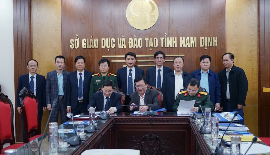 VNPT cooperates with Nam Dinh Department of Education and Training to deploy IT application 
