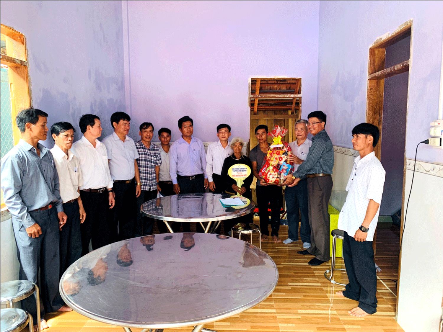 VNPT trao tặng nhà tình nghĩa cho hộ gia đình khó khăn tại Bình Định
