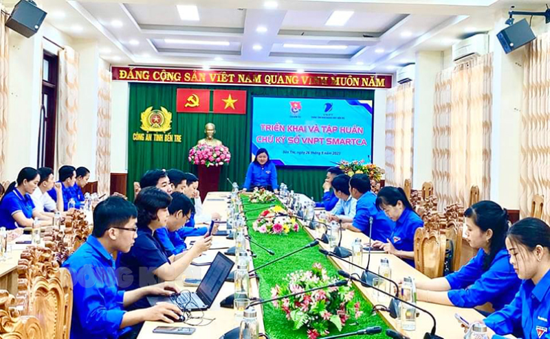 VNPT provides 20 thousand digital signatures for people in Ben Tre