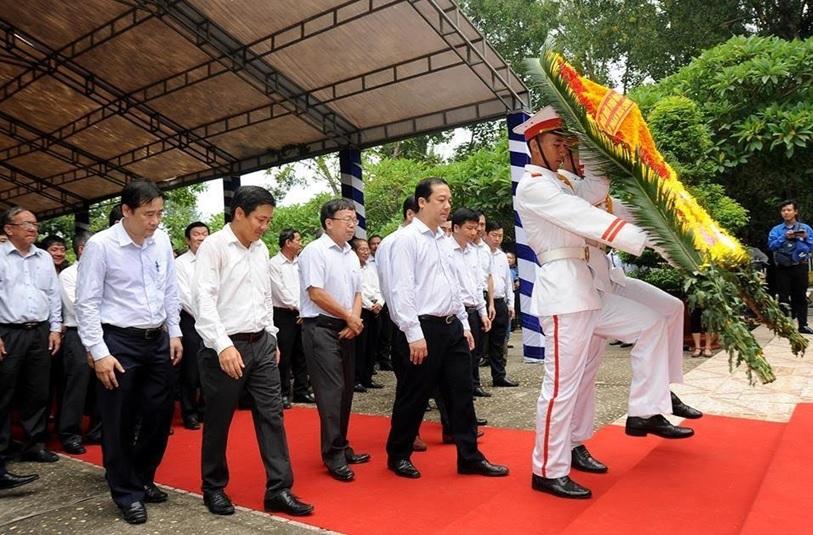 Công tác Đảng trong hoạt động công đoàn: Cần cả tâm và tầm!