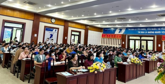 VNPT trained in VNPT iOffice for Kien Giang’s Women Association