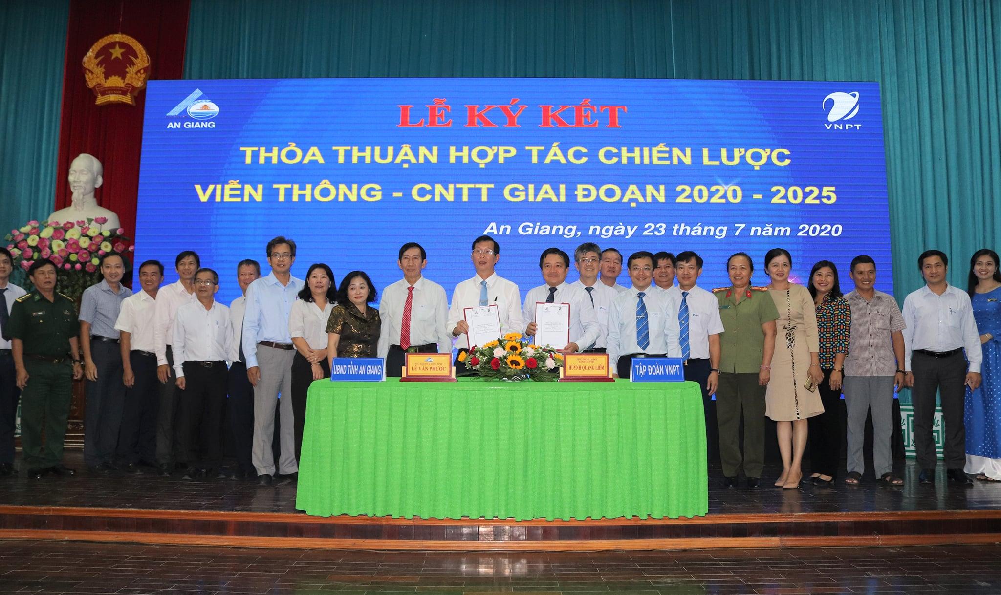 VNPT và UBND tỉnh An Giang ký kết TTHT chiến lược viễn thông – CNTT giai đoạn 2020 - 2025