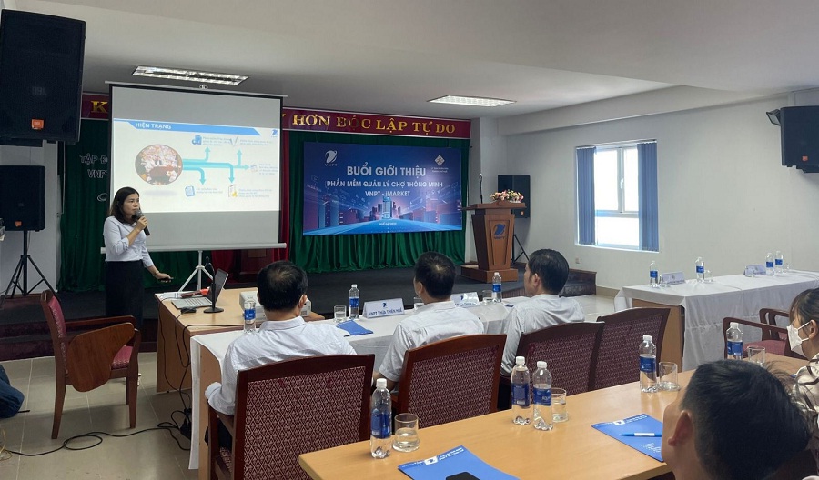 VNPT giới thiệu "Phần mềm quản lý chợ VNPT- iMarket" tại Thừa Thiên Huế