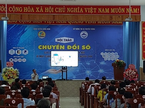 VNPT hưởng ứng các hoạt động Ngày hội Chuyển đổi số tại Phú Yên
