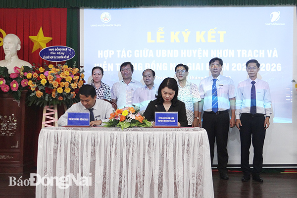 UBND huyện Nhơn Trạch và Viễn thông Đồng Nai: Ký kết thỏa thuận hợp tác về chuyển đổi số