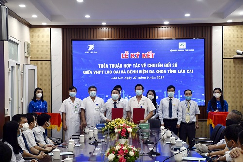 VNPT ký kết hợp tác chuyển đổi số cho Bệnh viện Đa khoa tỉnh Lào Cai