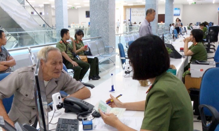 VNPT xây dựng hệ thống thu phí xuất nhập cảnh bằng biên lai điện tử cho tỉnh Quảng Ninh