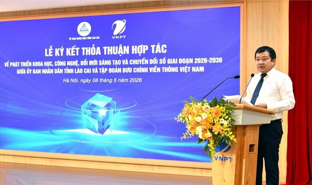Ông Huỳnh Quang Liêm - Tổng Giám đốc Tập đoàn VNPT phát biểu tại Lễ Ký kết Thỏa thuận hợp tác giữ UBND tỉnh Lào Cai và VNPT.
